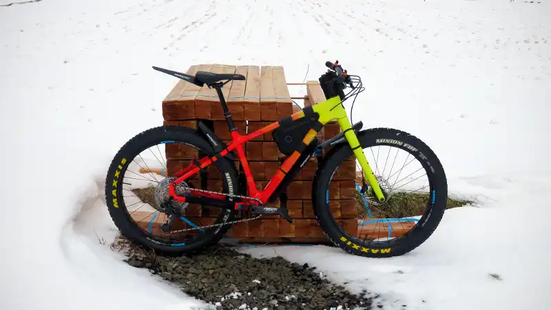 不精の極み！ファットバイクのタイヤを雪道ライドでクリーニングイメージ04