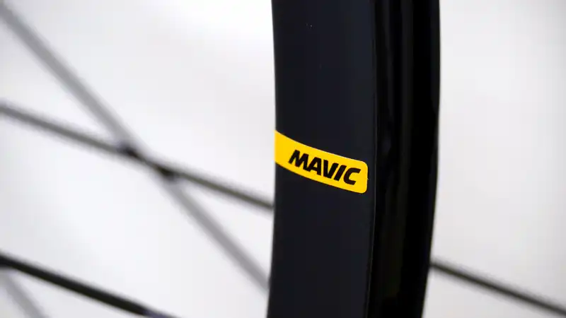 剥がして後悔！MAVICホイール内側に貼られた『黒シール』の正体イメージ03