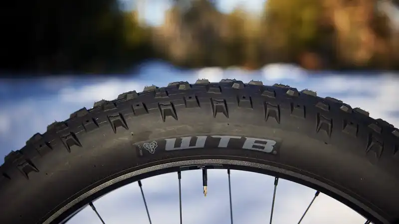 20インチと27.5インチが充実！新顔『ファットバイク用タイヤ』備忘録イメージ02