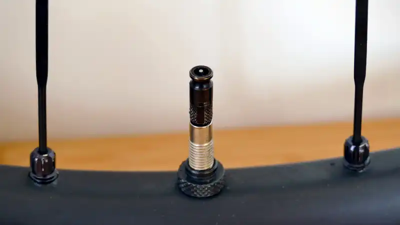 チューブレスとの相性は?クリックバルブに感じた利点と不満点イメージ06