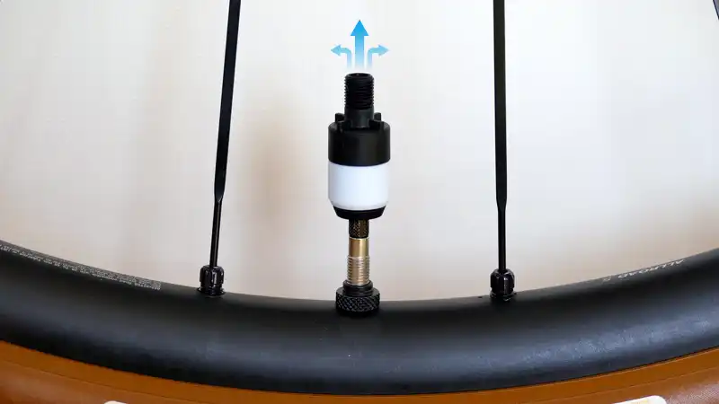 チューブレスとの相性は?クリックバルブに感じた利点と不満点イメージ20