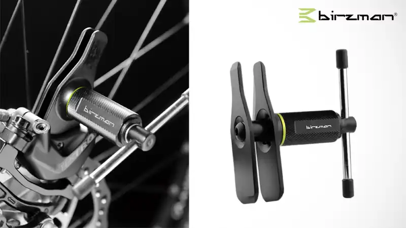 利点は何だ？パラレル式『ディスクブレーキピストンプレス』の謎イメージ07