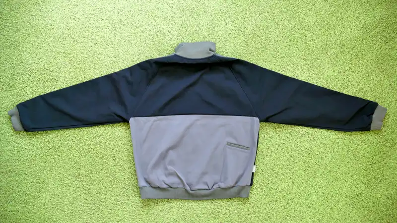 街着でも違和感なし？ナリフリのサイクルジャケットを初購入イメージ09